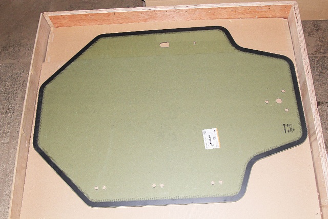 Стекло 87A1342 LiuGong CLG385B CLG365B