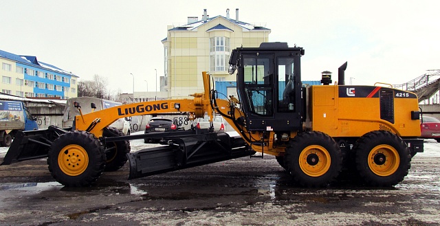 Колесный грейдер LiuGong CLG 4215 (4 WD, 6WD)