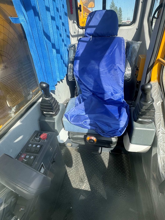 Автокран LiuGong LTC320L5