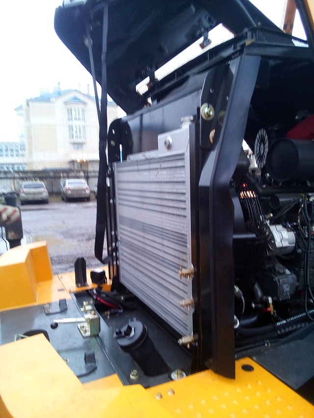 Элементы конструкции фронтального погрузчика CLG 835H (BS305+LG)