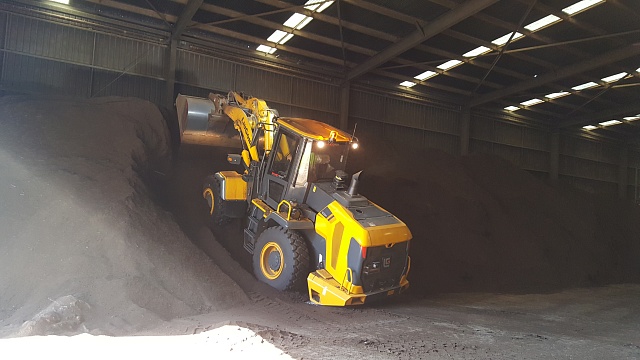 Погрузчик одноковшовый 3 тонны Liugong CLG 835H (BS305+LG)