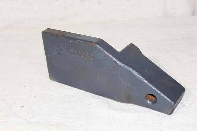 Адаптер правый 72A0006 LiuGong CLG842 CLG856 CLG 862 CLG 862