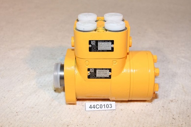 Насос рулевой 44C0103 LiuGong CLG4165 CLG 418 CLG4215 CLG 425