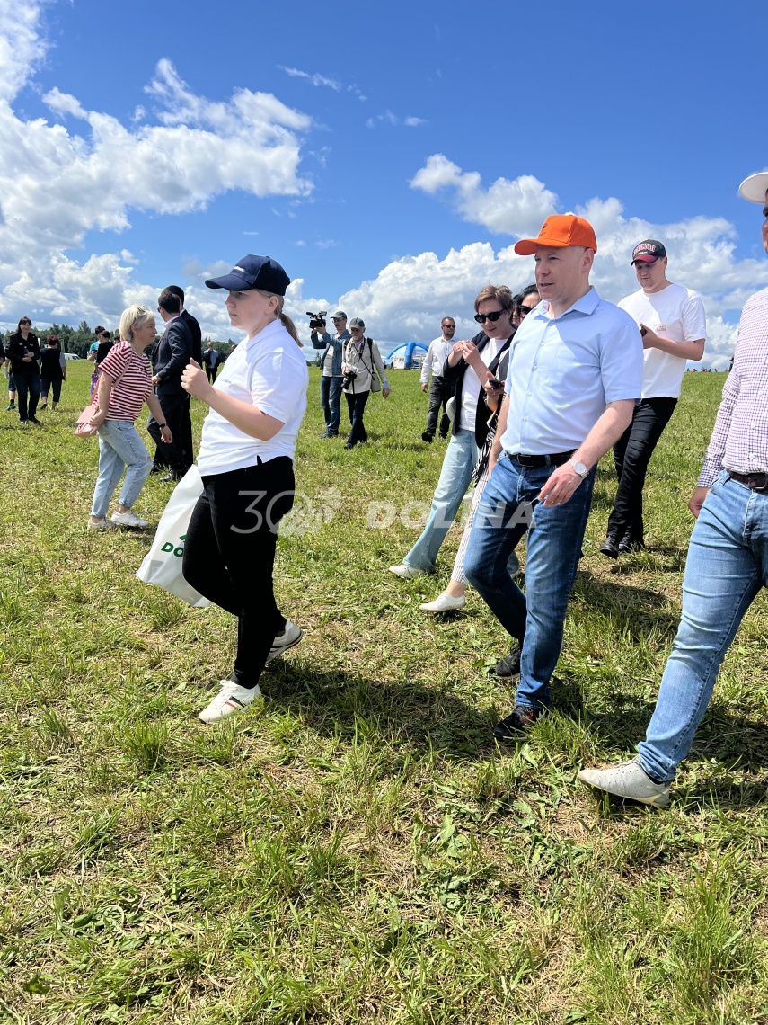 Губернатор Ярославской области Михаил Евраев на выставке "День Ярославского поля-2024"