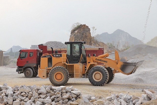 Погрузчик фронтальный Люгонг ZL50CN