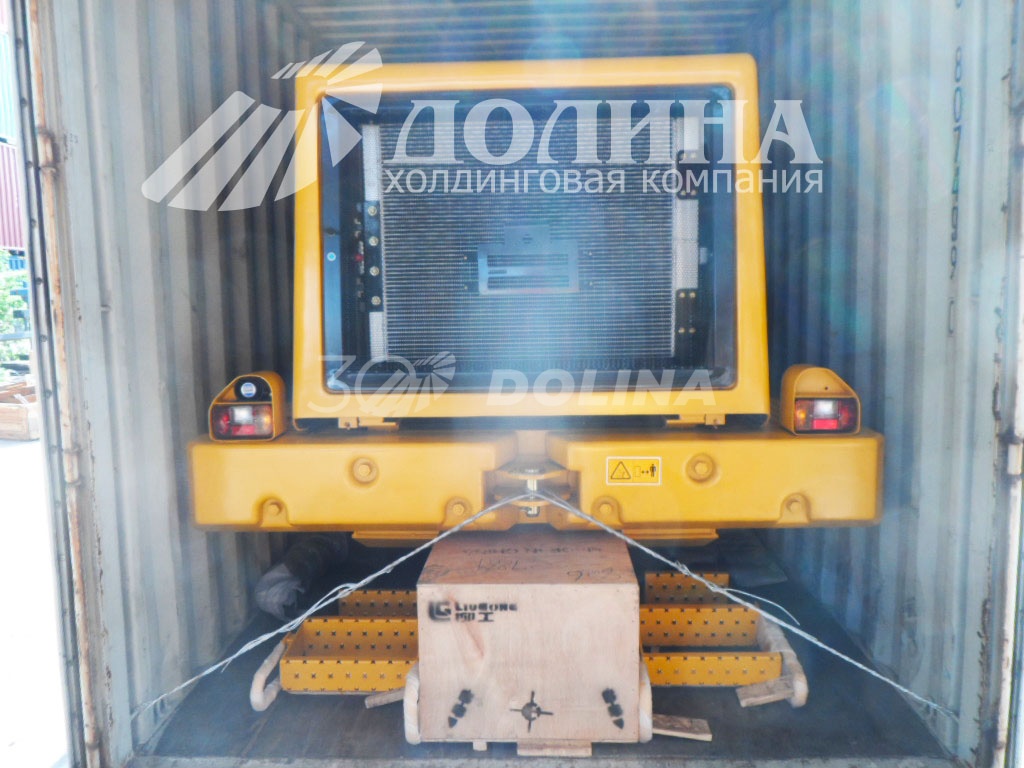 Сборка новой партии техники 27.12.2018 - LiuGong CLG 856H и CLG 842