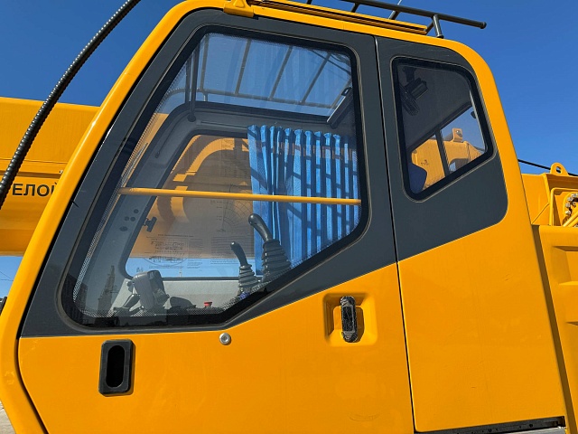 Автокран LiuGong LTC320L5