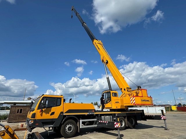 Автокран LiuGong LTC320L5