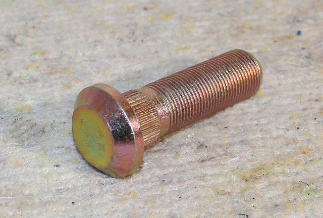 Болт 01B0379 LiuGong CLG925LC