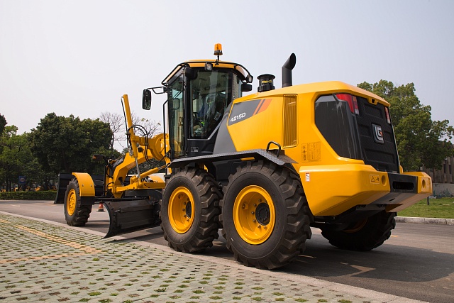 Грейдер-бульдозер LiuGong CLG 4215D