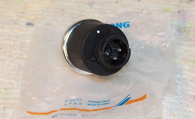 Датчик давления 30В1067 LiuGong CLG835H CLG856H