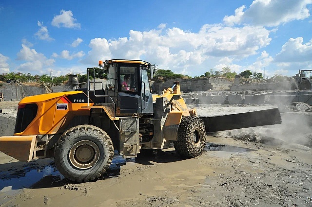 Фронтальный погрузчик LiuGong F180