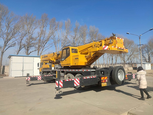 Автокран LiuGong LTC750L5