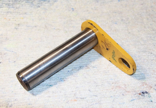 Палец 11D0426 LiuGong CLG385B CLG375B CLG365B CLG 385A CLG 375A CLG 365A