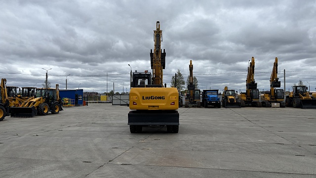 Колесный экскаватор LiuGong W915E