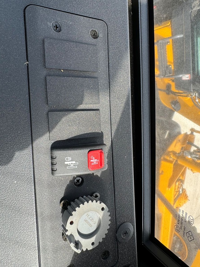 Фронтальный погрузчик LiuGong CLG 890H