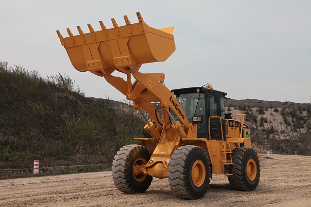 Фронтальный погрузчик Liugong ZL50CN