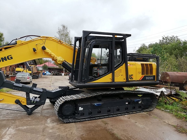 Экскаватор гусеничный Люгонг CLG 922E
