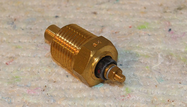 Датчик температуры 30V0039 LiuGong CLG 614H CLG 612H Датчик температуры 30V0039 LiuGong CLG 614H CLG 612H