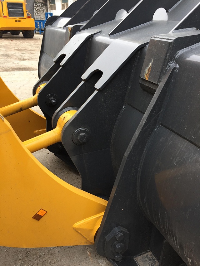 Liugong CLG 8128H элементы конструкции