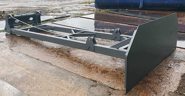 Отвал-буртовщик  для фронтальных погрузчиков