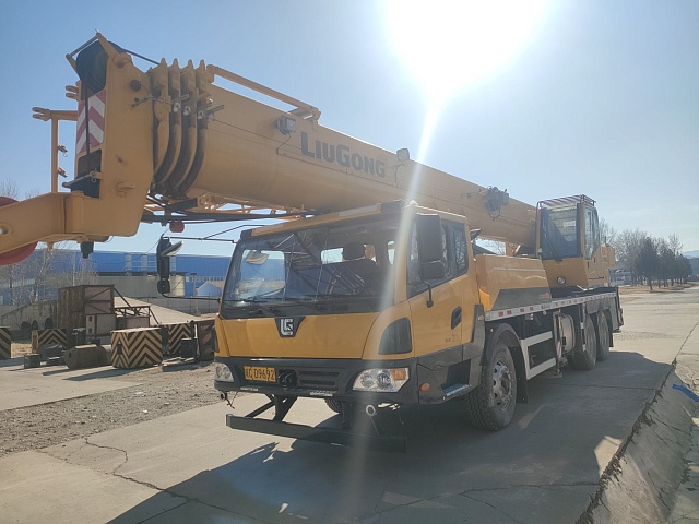 Автокран LiuGong LTC250T5