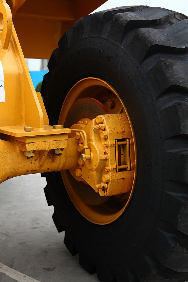 Ходовая часть погрузчика Liugong CLG 820C