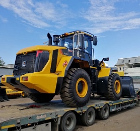 Отгружен уникальный погрузчик LiuGong CLG 856H  