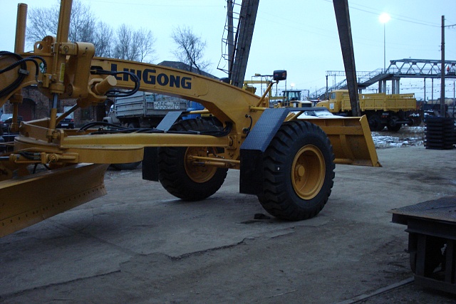 Комплект крыльев для колес грейдера