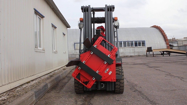 Ротатор полноповоротный на вилочный погрузчик Ротатор полноповоротный на вилочный погрузчик