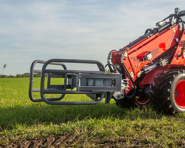 Захват для кип на мини-погрузчик