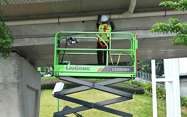 Электрический ножничный подъемник LiuGong LS0808H