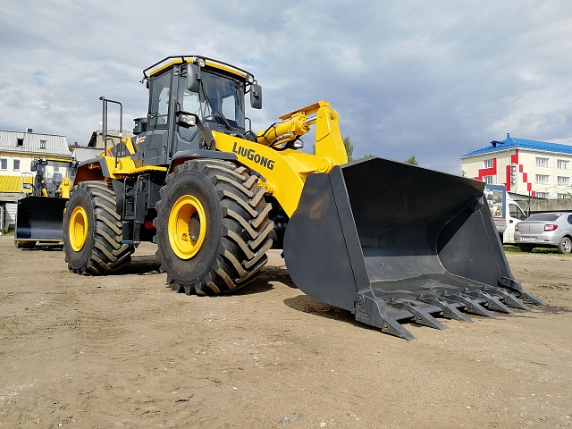 Колесный фронтальный погрузчик Liugong CLG 856H Agri STD