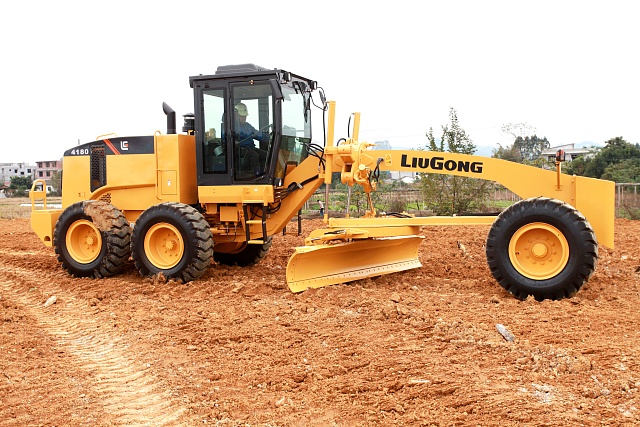 Колесный грейдер Люгонг CLG 4180 Колесный грейдер Люгонг CLG 4180