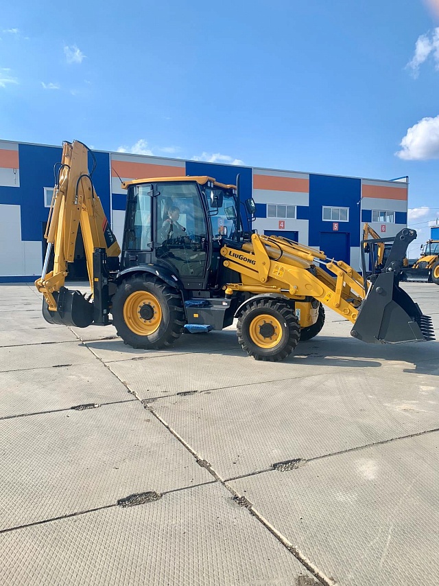 Экскаватор-погрузчик LiuGong CLG 777A