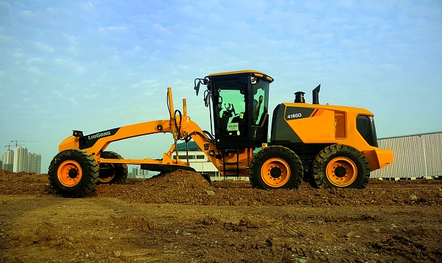 Автогрейдер среднего класса LiuGong CLG 4180D Автогрейдер среднего класса LiuGong CLG 4180D