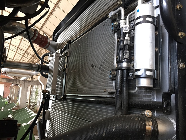 Одноковшовый погрузчик Liugong CLG 890H элементы конструкции