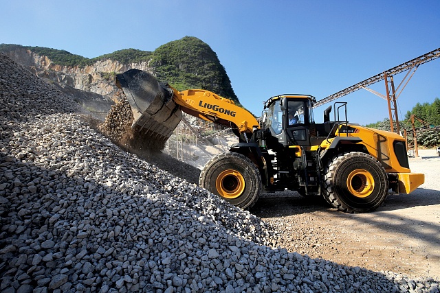 Одноковшовый фронтальный погрузчик Liugong CLG 890H