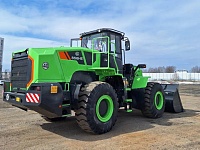 Сравнение электрического погрузчика LiuGong 856НЕ MAX с дизельными погрузчиками Komatsu и JCB