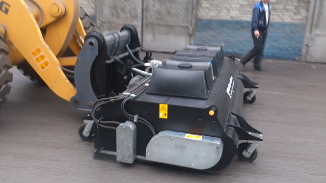 Коммунальное оборудование для погрузчика